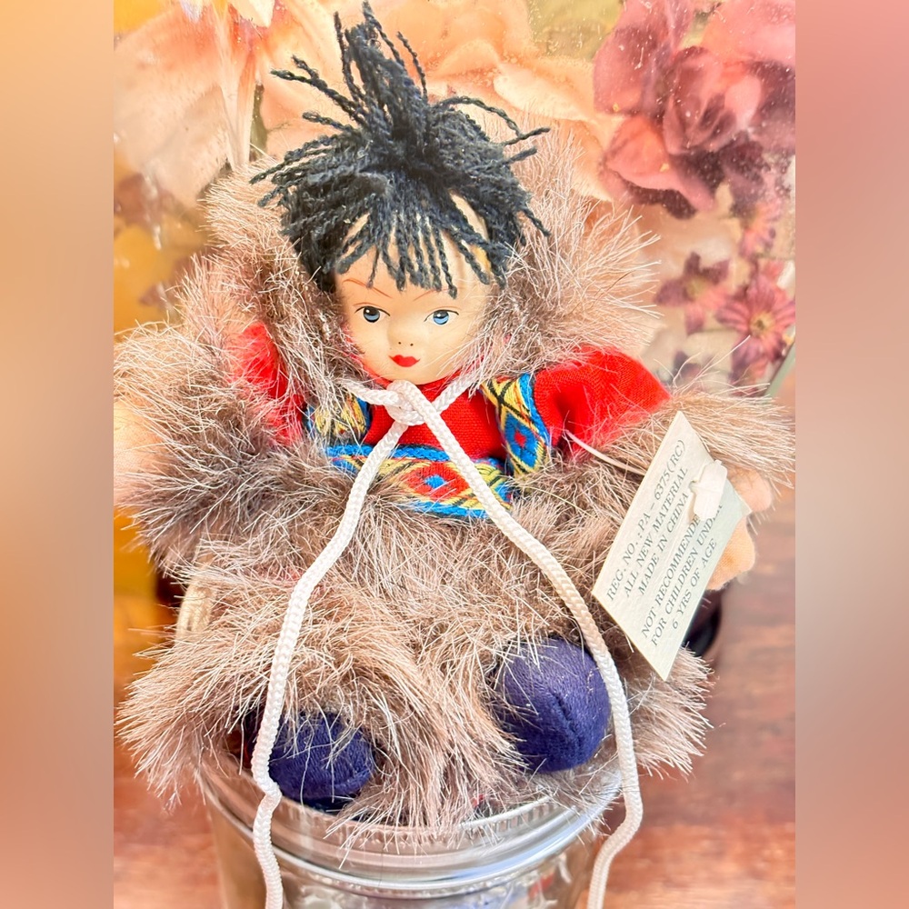 VINTAGE ESKIMO DOLL
